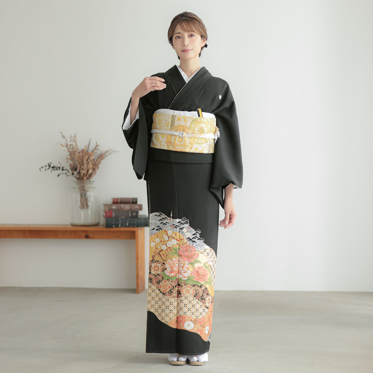 t422　桂由美道長に牡丹松梅