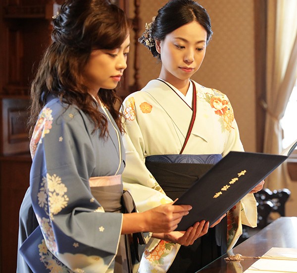 卒業式の先生の服装