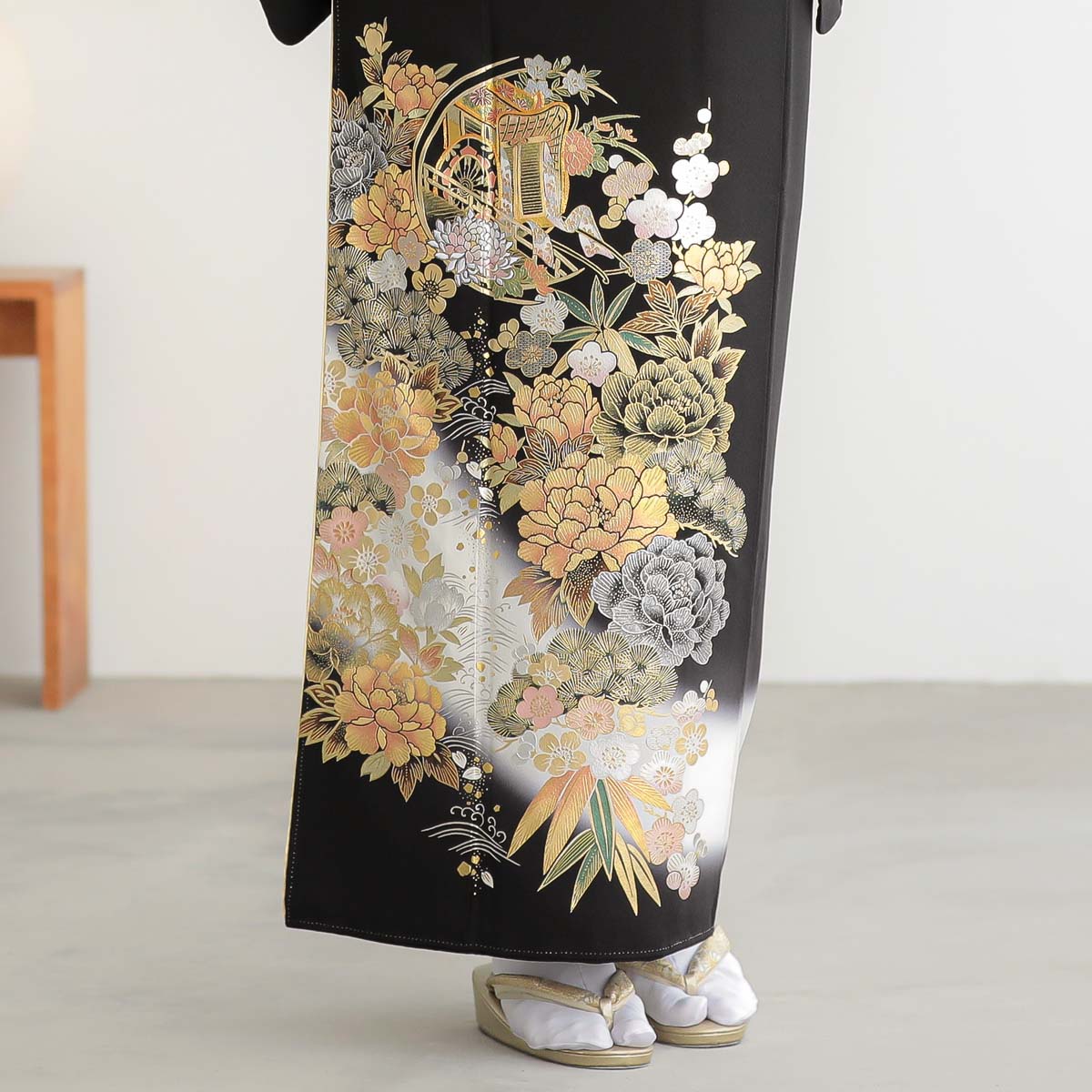 t436　御所解き文様