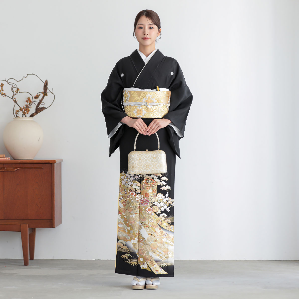 t453　桂由美貝桶熨斗に吉祥草花